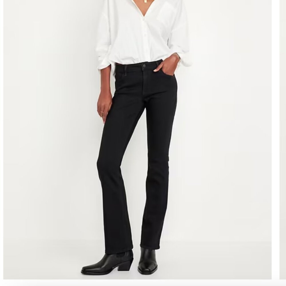 Old Navy Mid Rise Boot Cut Jean - Black - Size 18P
